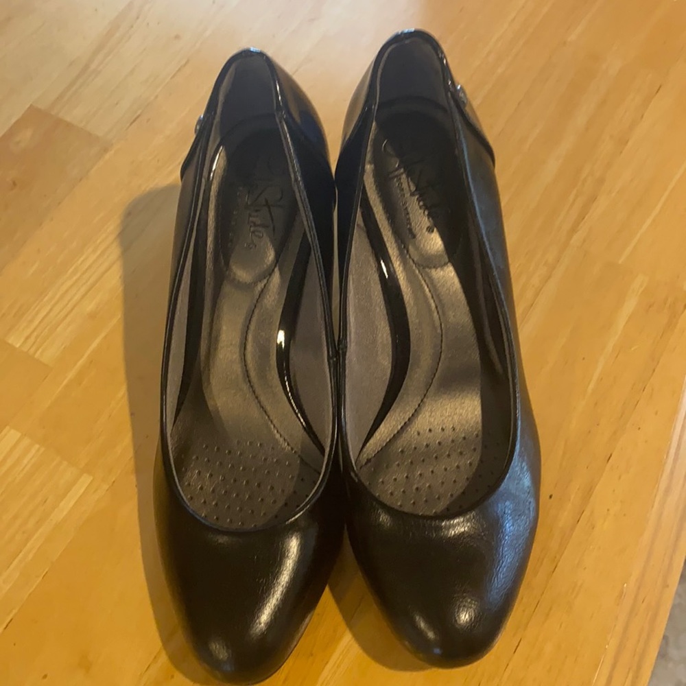Black life stride heels! Super comfy just bought the wrong size